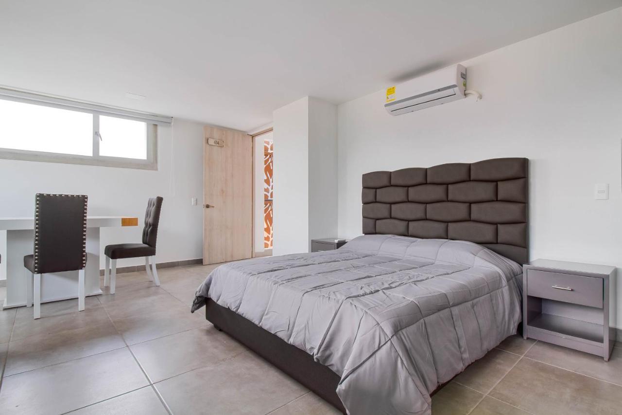 Camelot Apartahotel Medellín Buitenkant foto