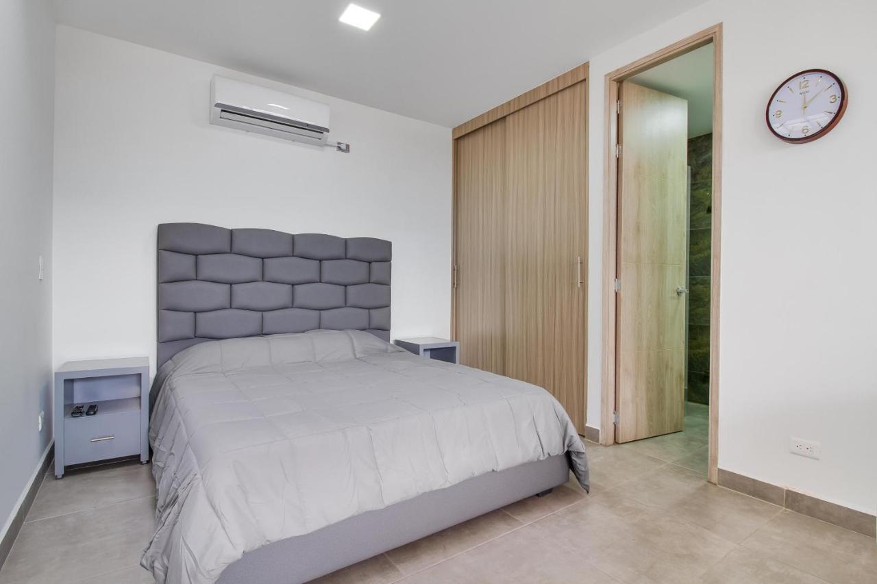 Camelot Apartahotel Medellín Buitenkant foto