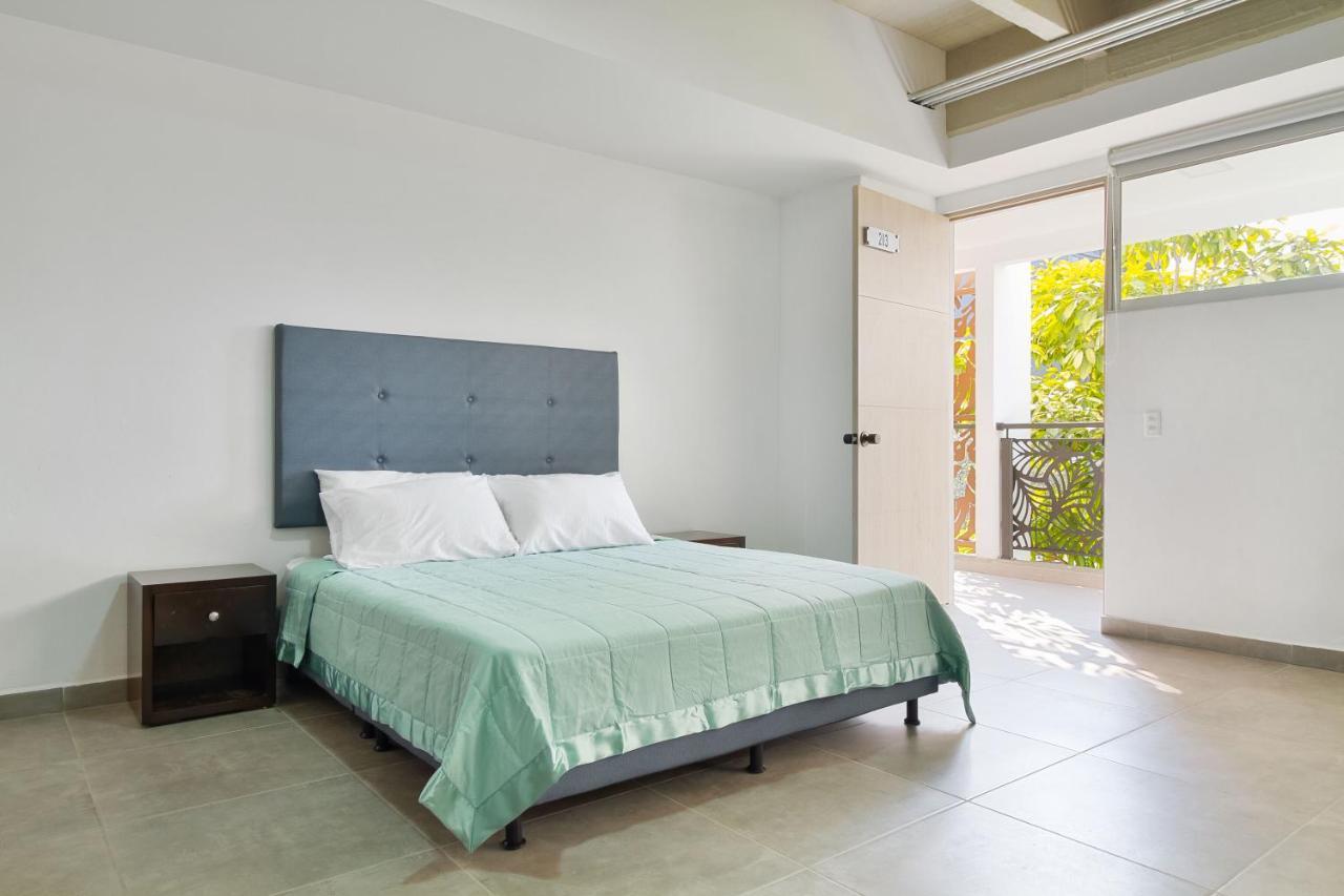 Camelot Apartahotel Medellín Buitenkant foto