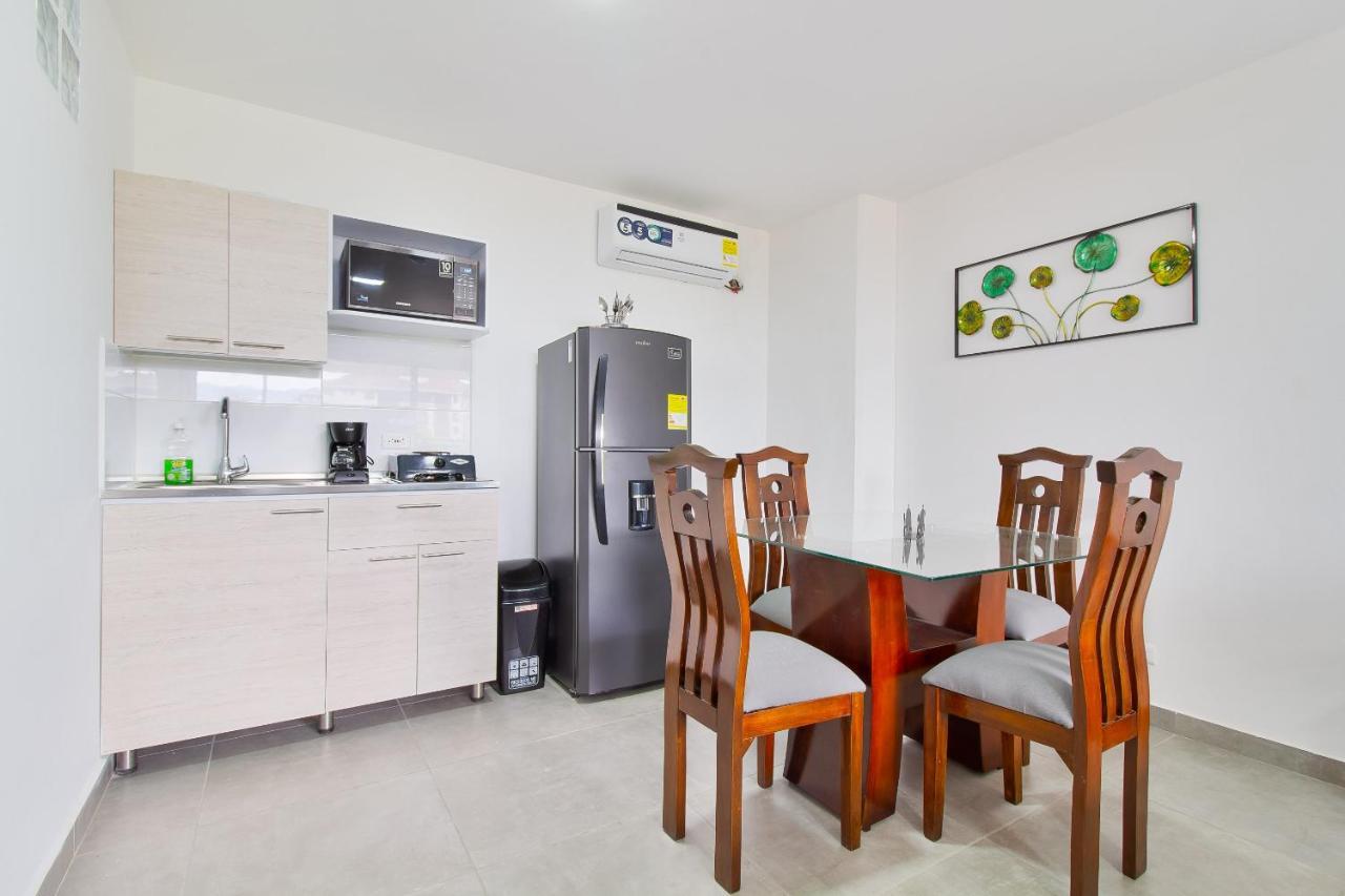 Camelot Apartahotel Medellín Buitenkant foto